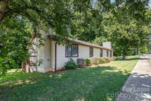 3131 Vestal Pl - Photo 1 of 1