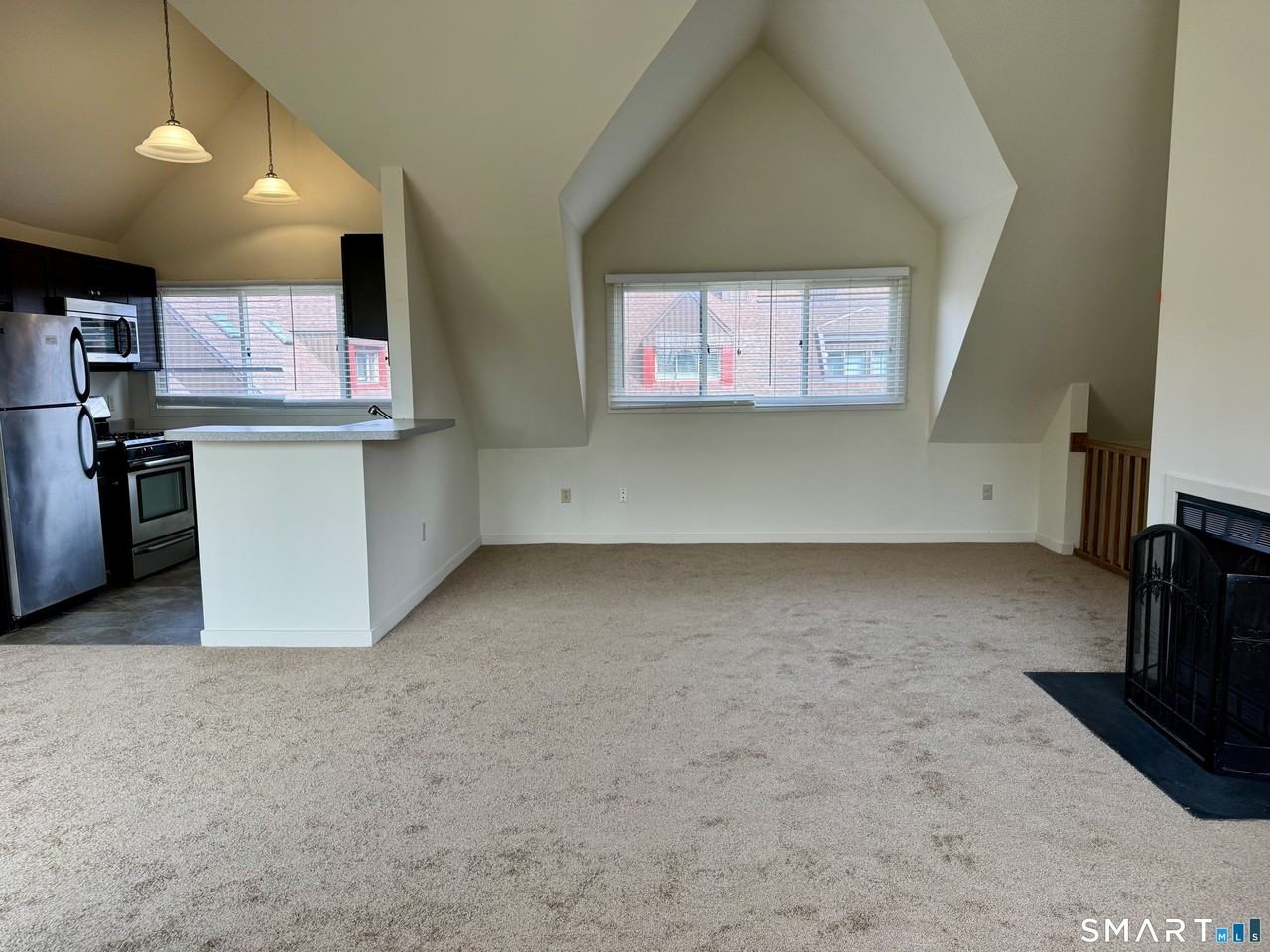 112 Montoya Dr #112 - Photo 3 of 12