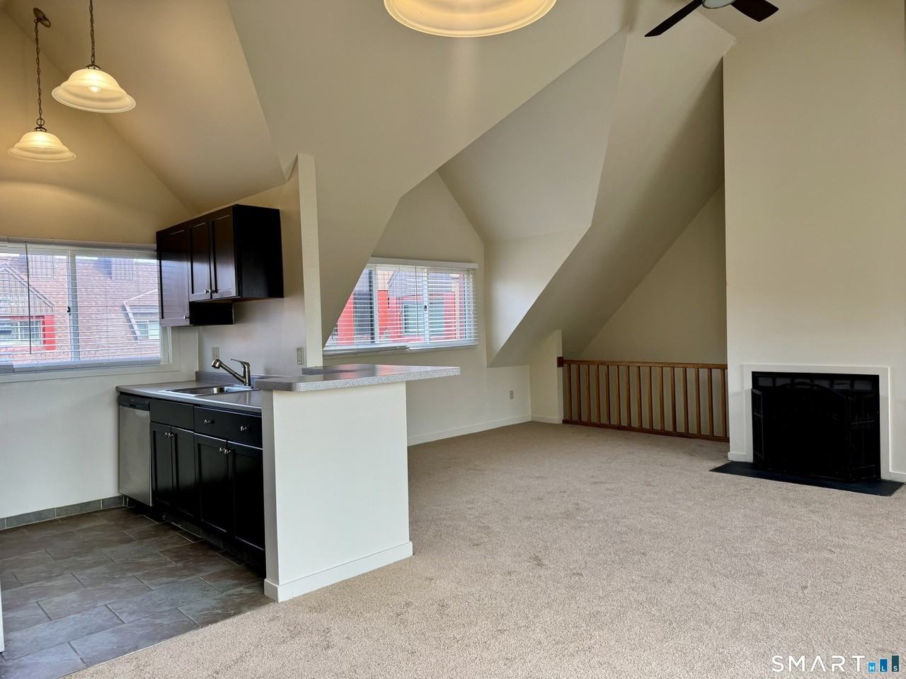 112 Montoya Dr #112 - Photo 4 of 12