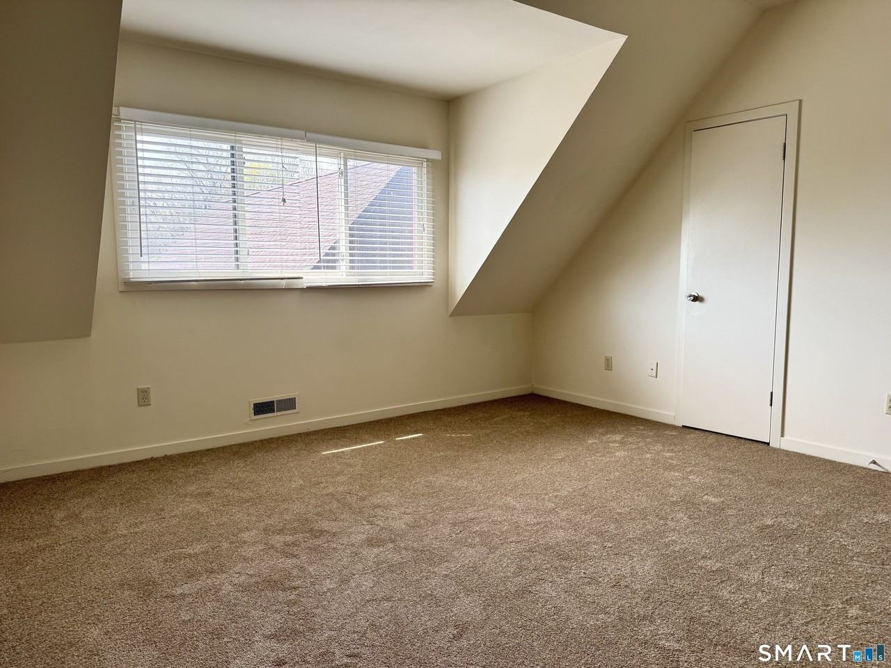 112 Montoya Dr #112 - Photo 7 of 12