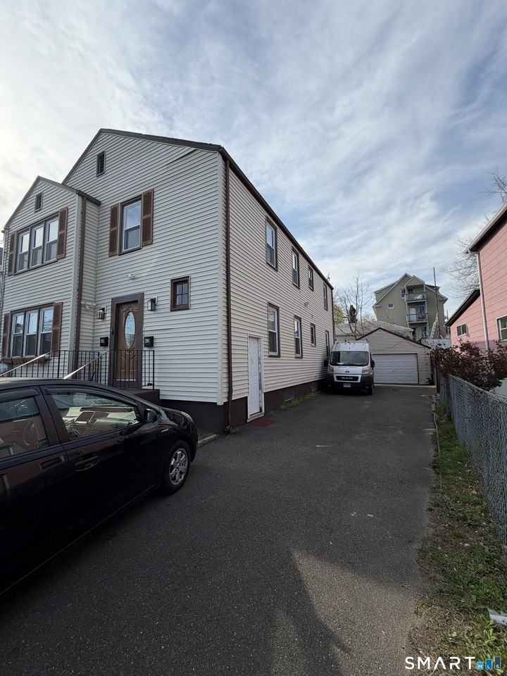 62 Lincoln Ave #2ndFL - Photo 2 of 21