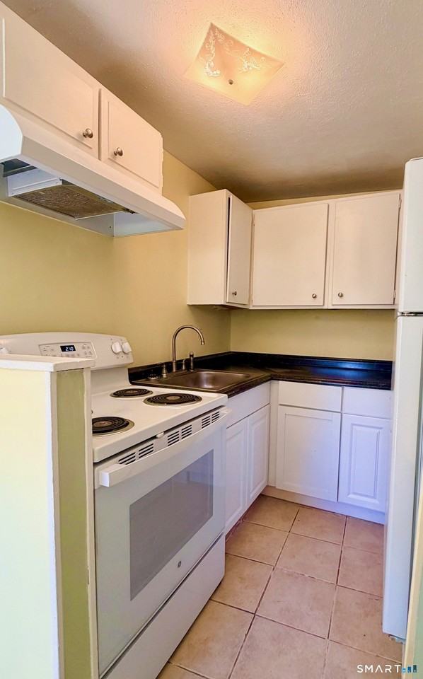 125 Ward St #A - Photo 4 of 7