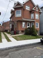 featured image of 17 Park Pl #2