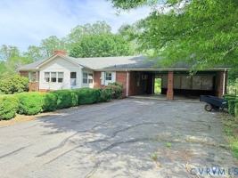 featured image of 19410 Oakwood Ln