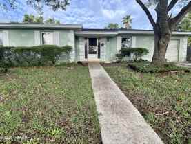 1032 Frost Ln - Photo 1 of 1