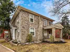 featured image of 3200 Green St