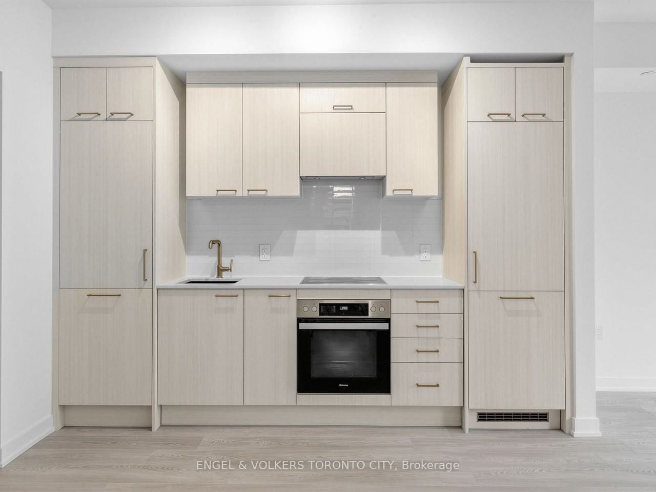 634 The Charles At Church - Photo 4 of 21