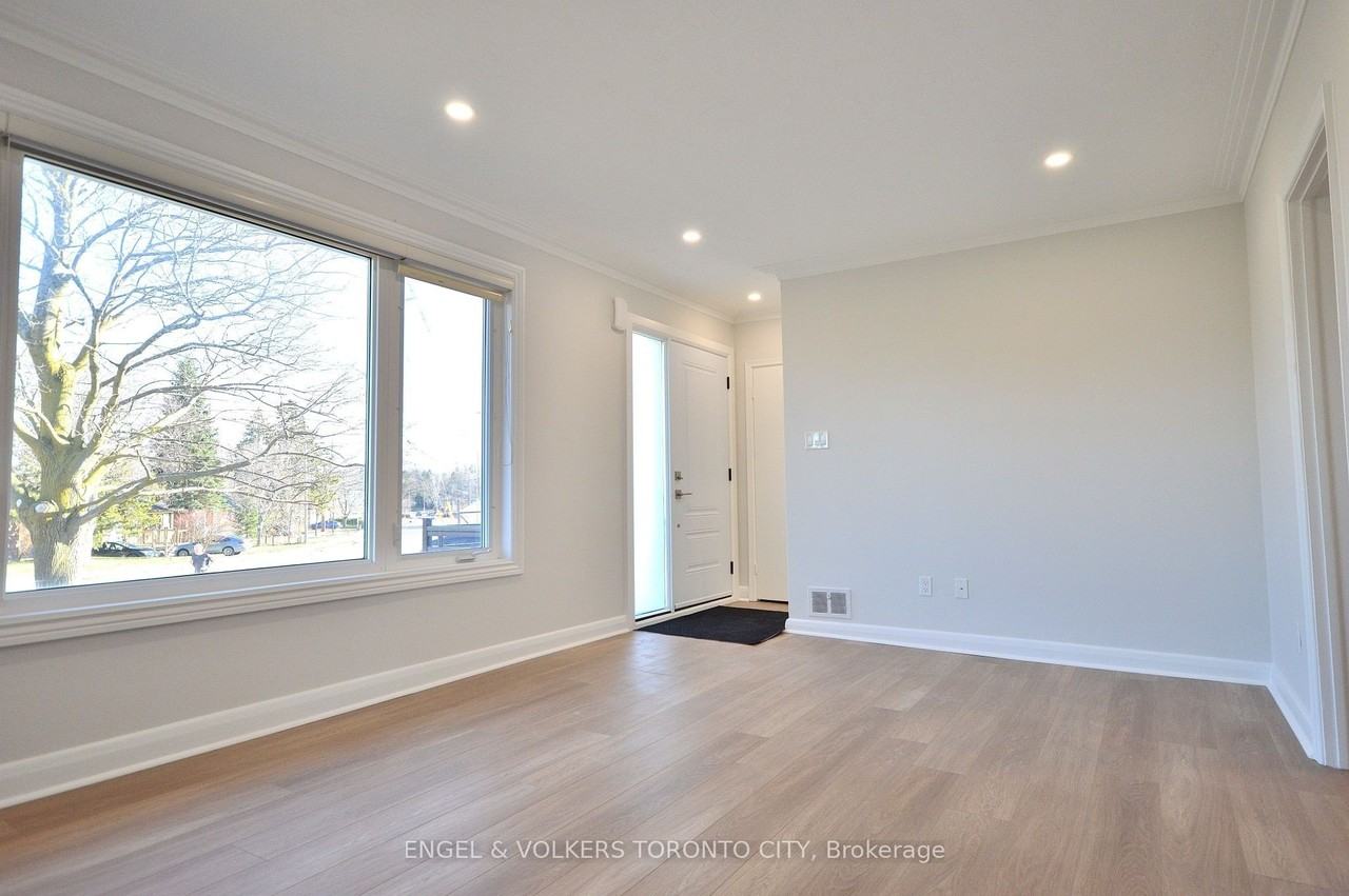 139 Queen St Main Fl - Photo 4 of 19