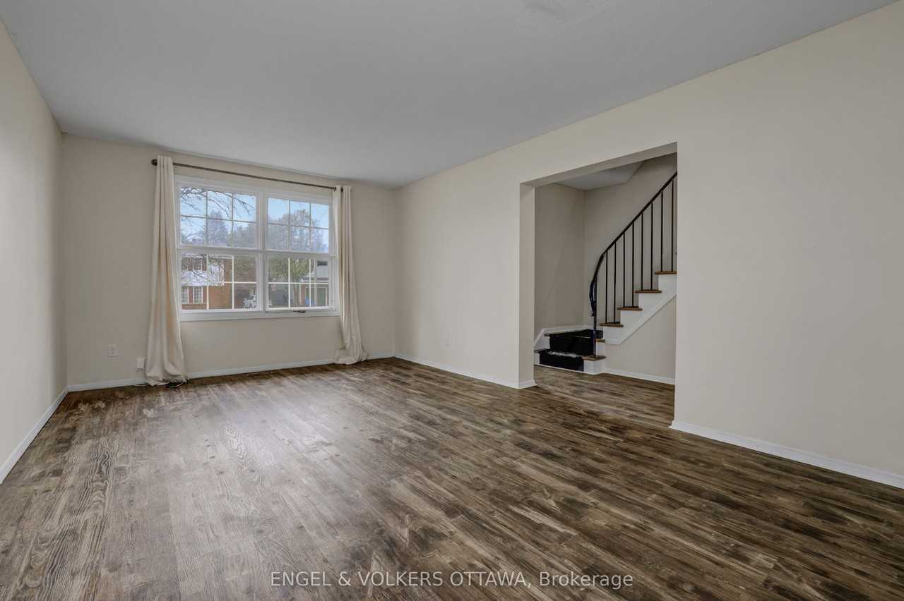 20 Meadowbank Dr - Photo 7 of 45