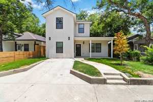 featured image of 237 Carle Ave #1