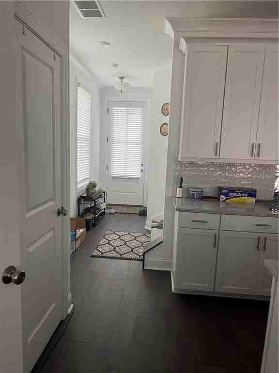 5208 Riden Ct - Photo 4 of 20