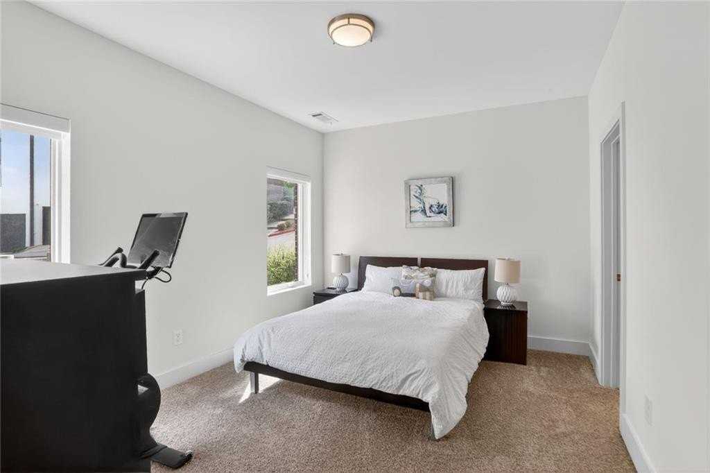 1214 Chelsea Cir Nw - Photo 2 of 25