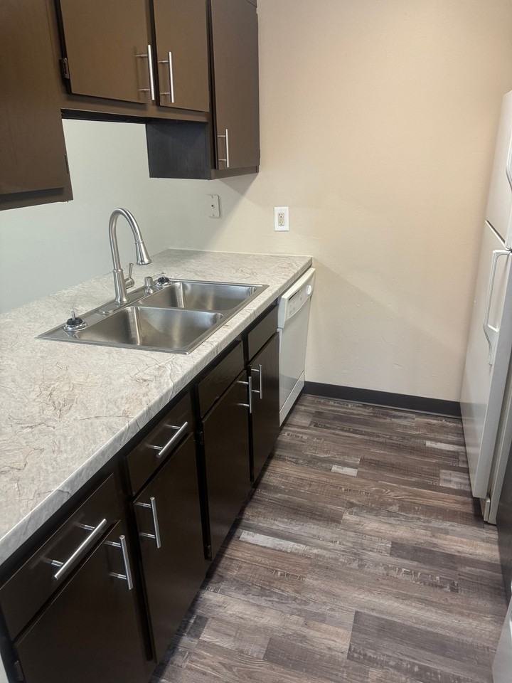 5201 S Union Street - Photo 4 of 14