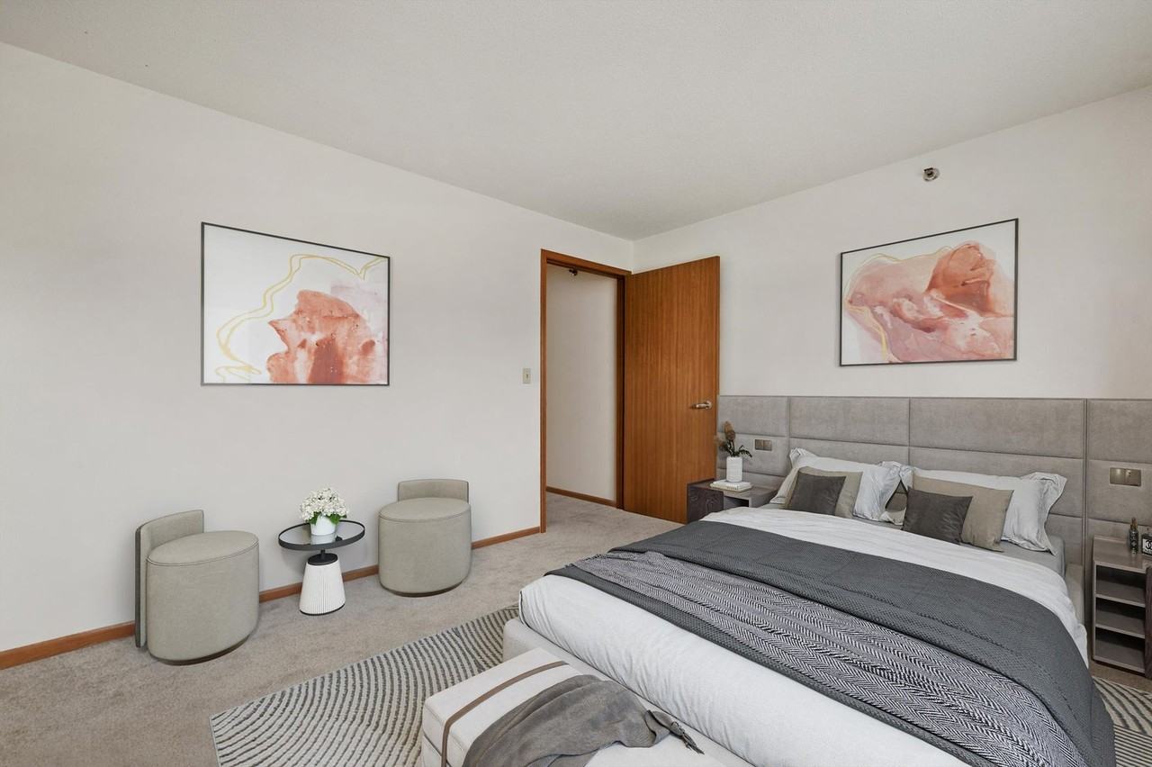 Wilshire Manor Associates, LLP - Photo 6 of 14