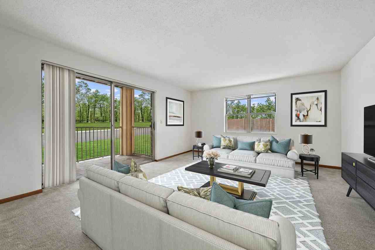 Wilshire Manor Associates, LLP - Photo 7 of 14