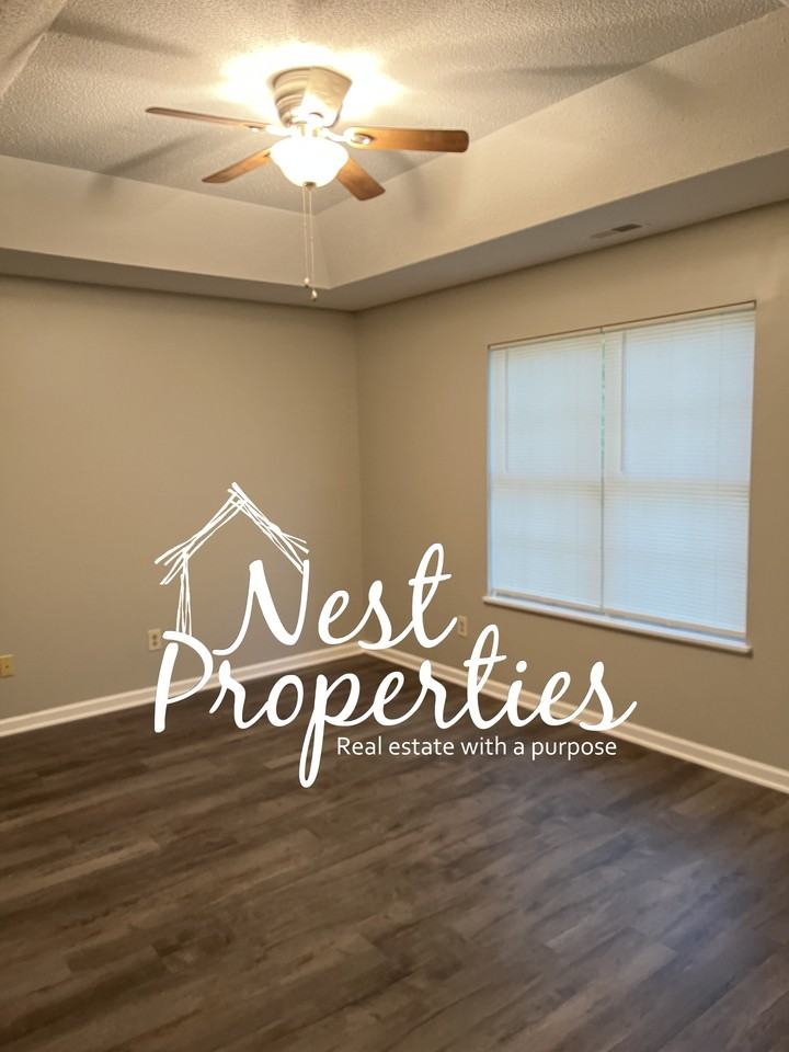 604 Rapids Rd #1 - Photo 5 of 9