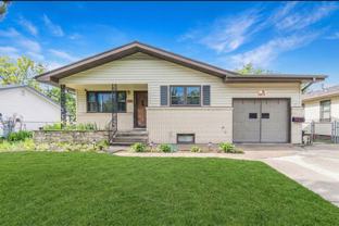 1011 Skyline Dr - Photo 1 of 1