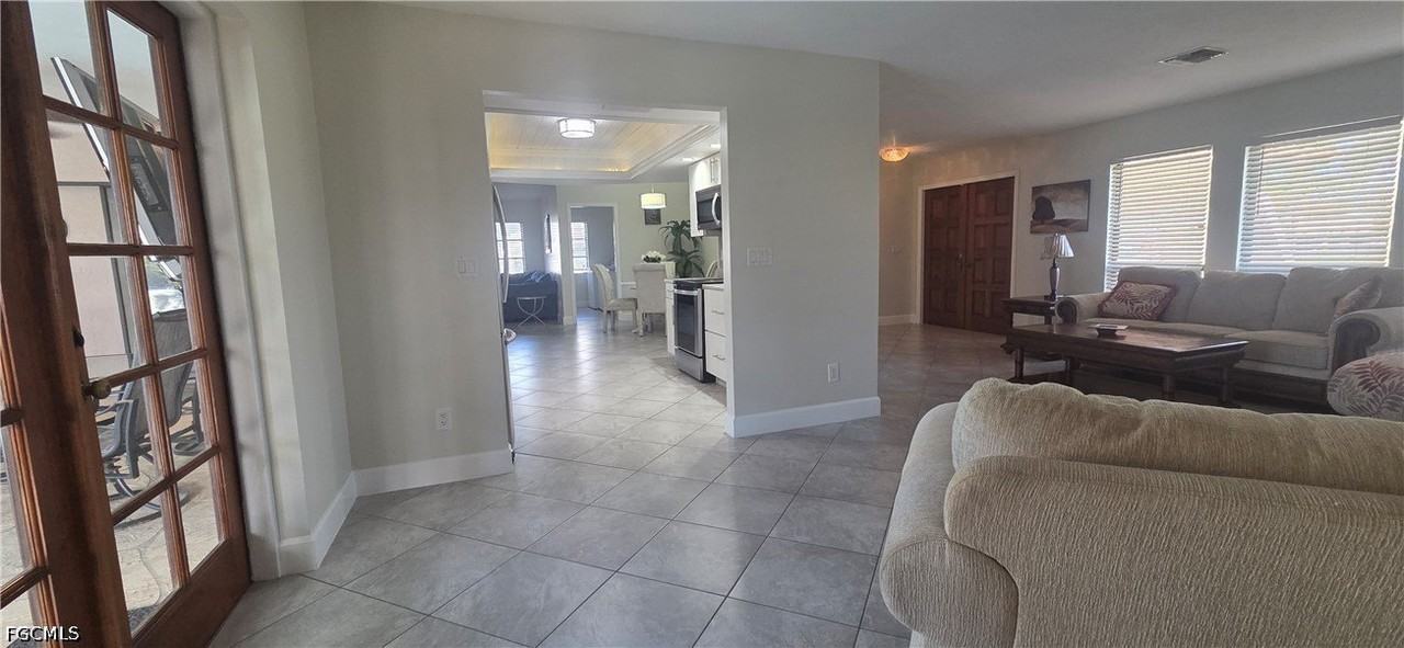 534 Se 34th Ter - Photo 4 of 27