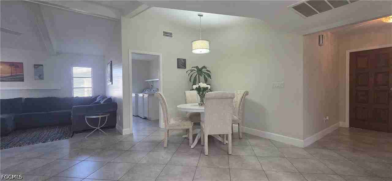 534 Se 34th Ter - Photo 5 of 27