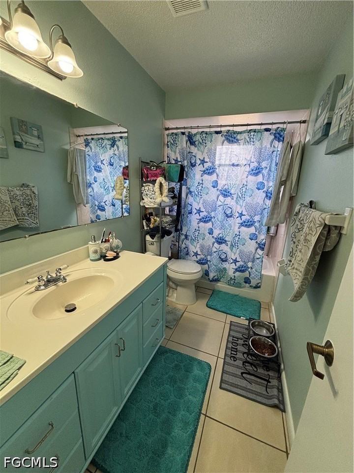 1342 Se 2nd Ave #2 - Photo 7 of 8