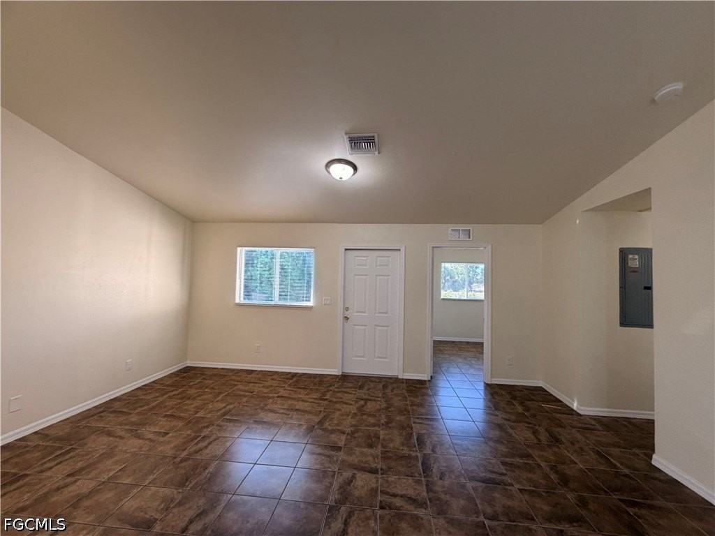 762 Gallo Ave S #764 - Photo 6 of 24