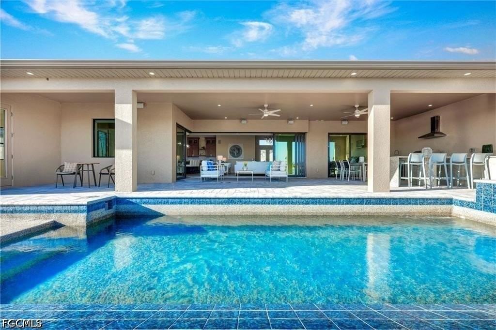 3220 Nw 21st St - Photo 4 of 25