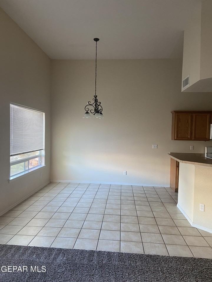 806 Bonnie Ct - Photo 6 of 13