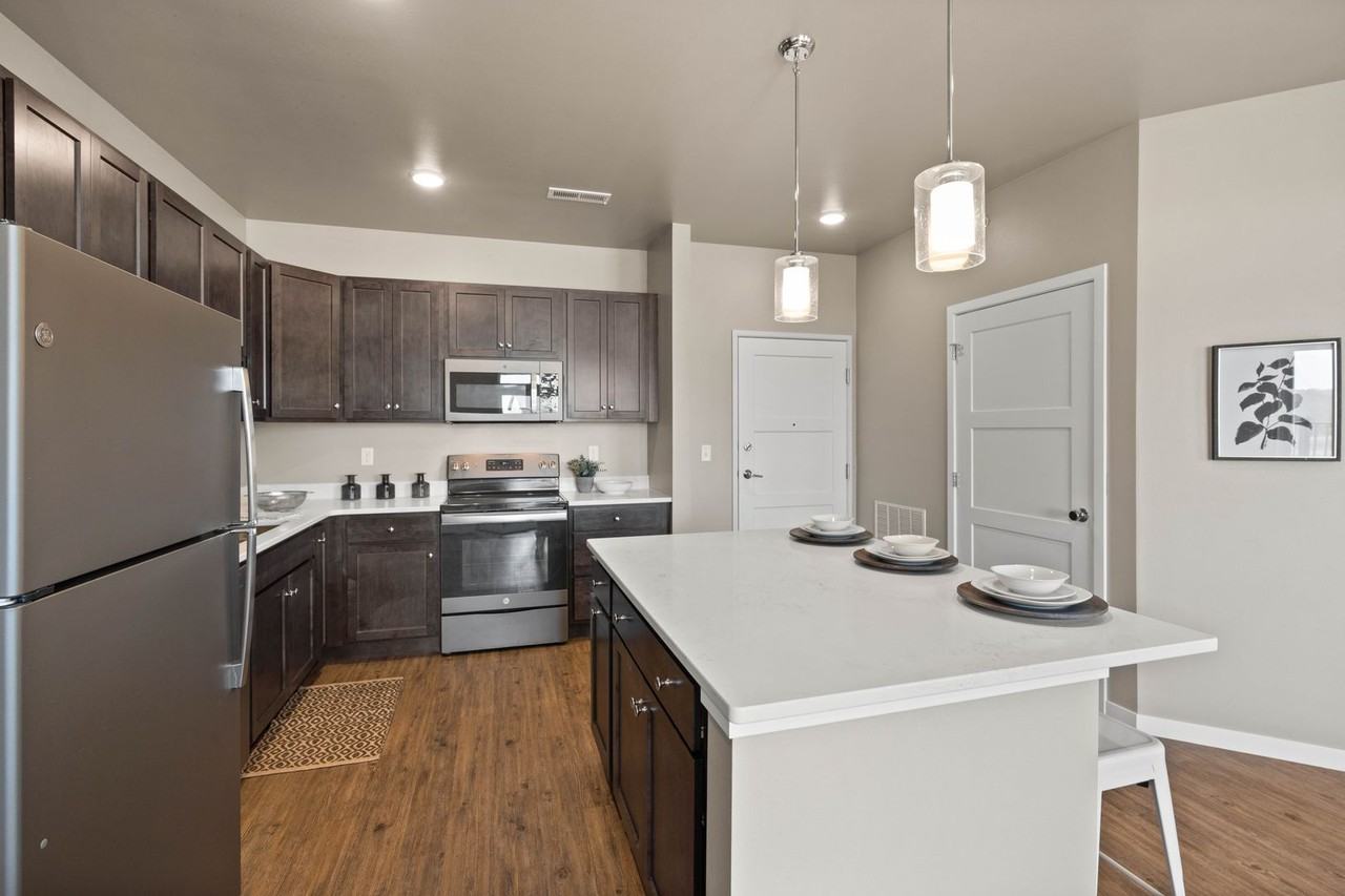 80 Gathering Place Ln #104 - Photo 5 of 27