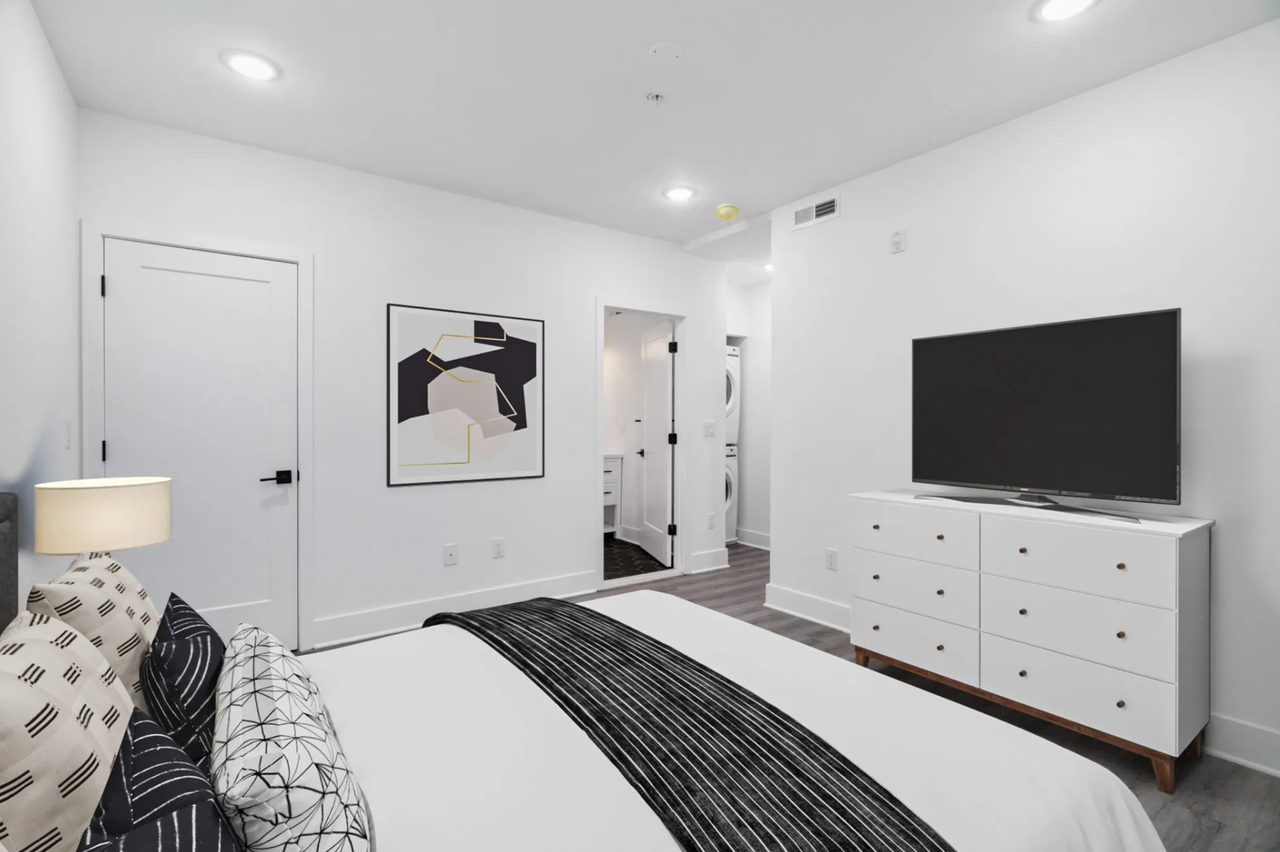 4735 Hazel Ave. - Photo 5 of 50