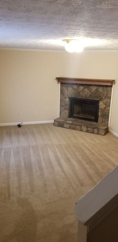 3526 Hopkins Ct - Photo 3 of 16