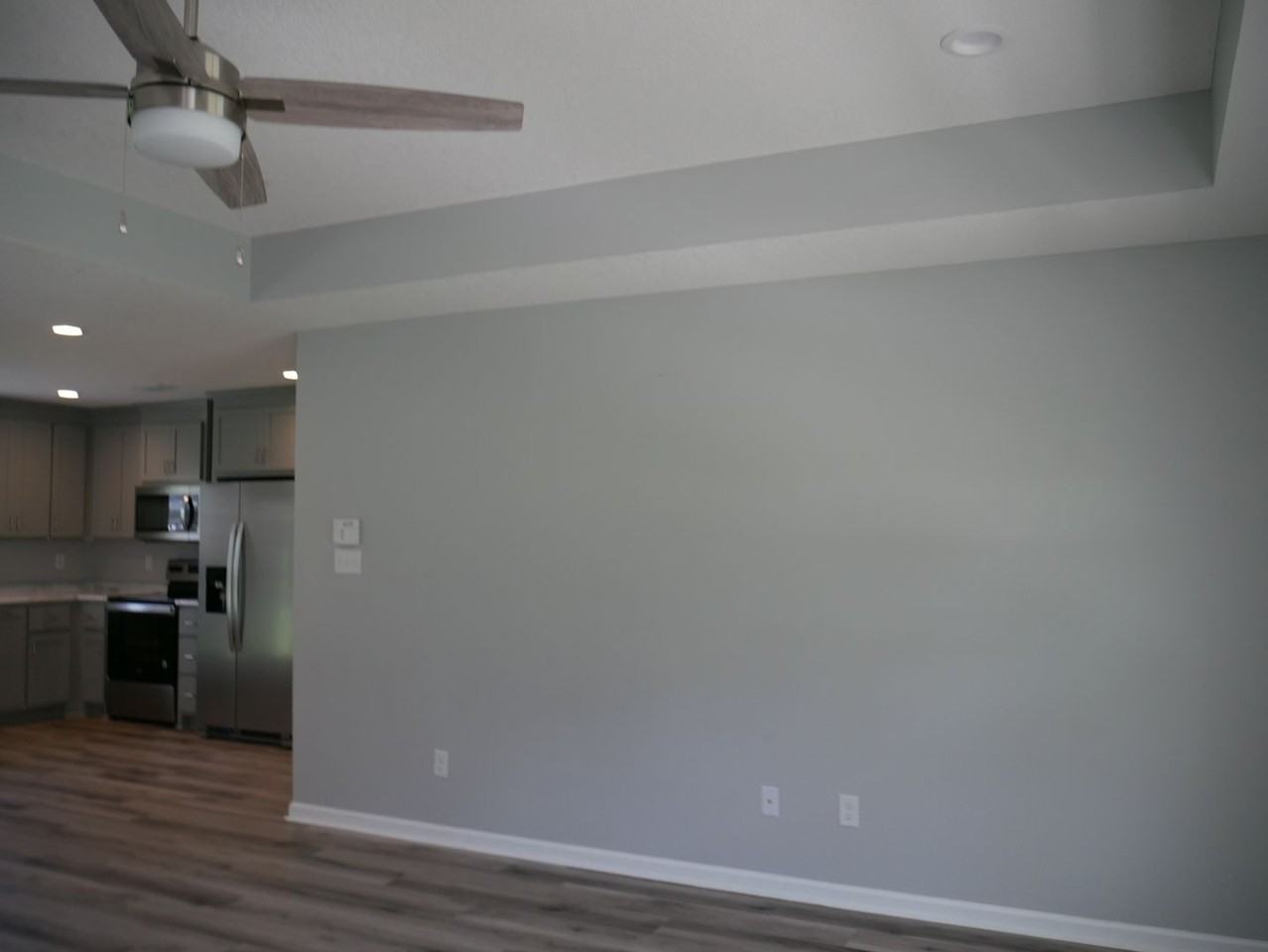 4428 White Water Rd - Photo 6 of 47