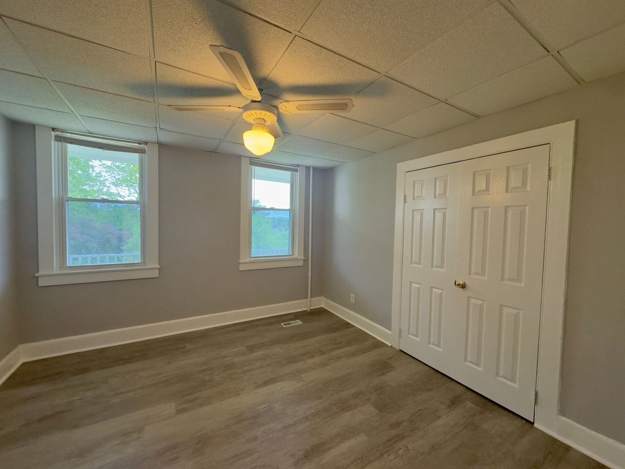 For Rent: Comfortable Living at 2910 Scherer Avenue – Your Ideal Home Awaits! - Photo 6 of 8