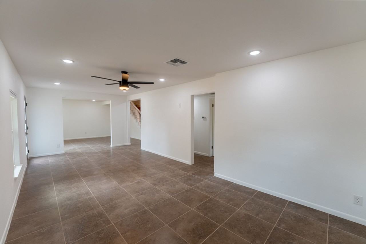 1307 Berkshire Dr - Photo 7 of 41