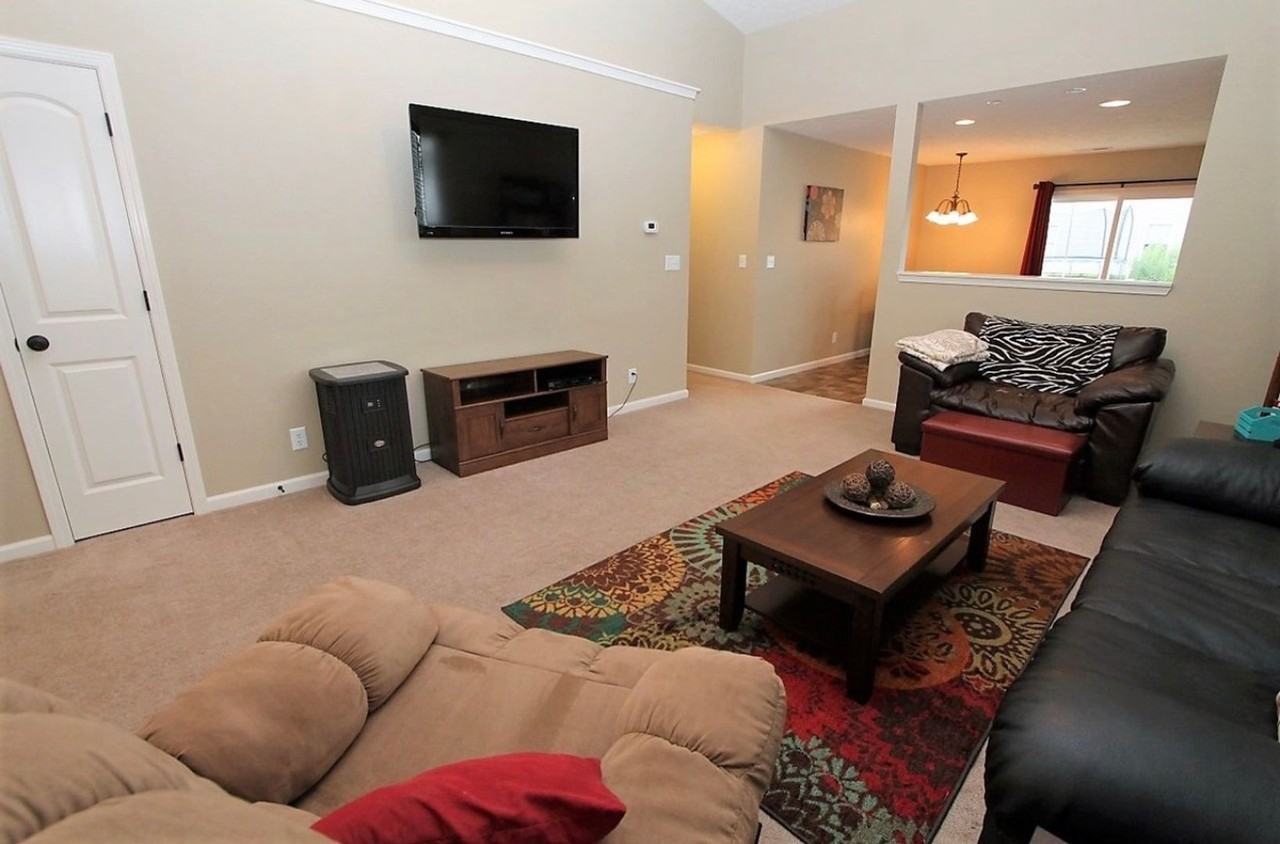 4105 Ivanhoe St - Photo 3 of 16