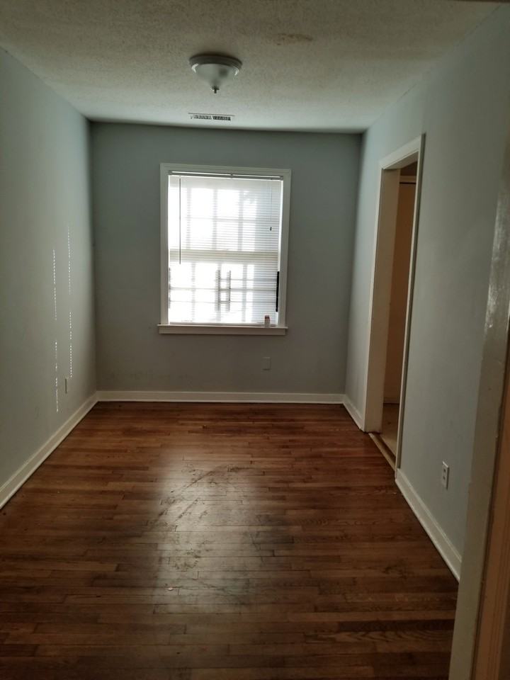 2243 Malone Ave - Photo 3 of 6