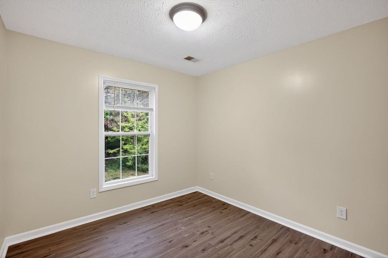 9434 Inaugural Dr - Photo 7 of 15