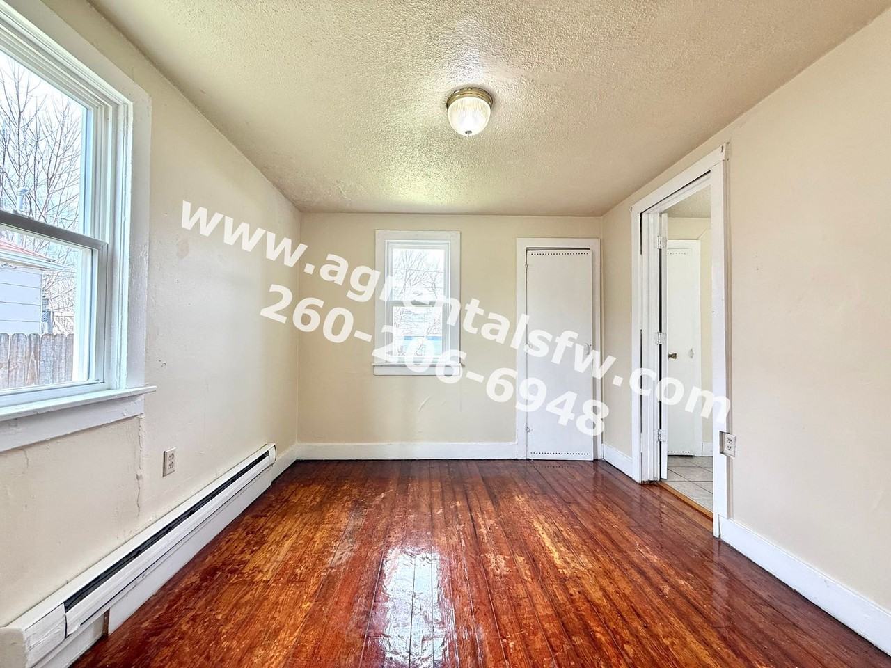 507 E Pettit Ave - Photo 3 of 11