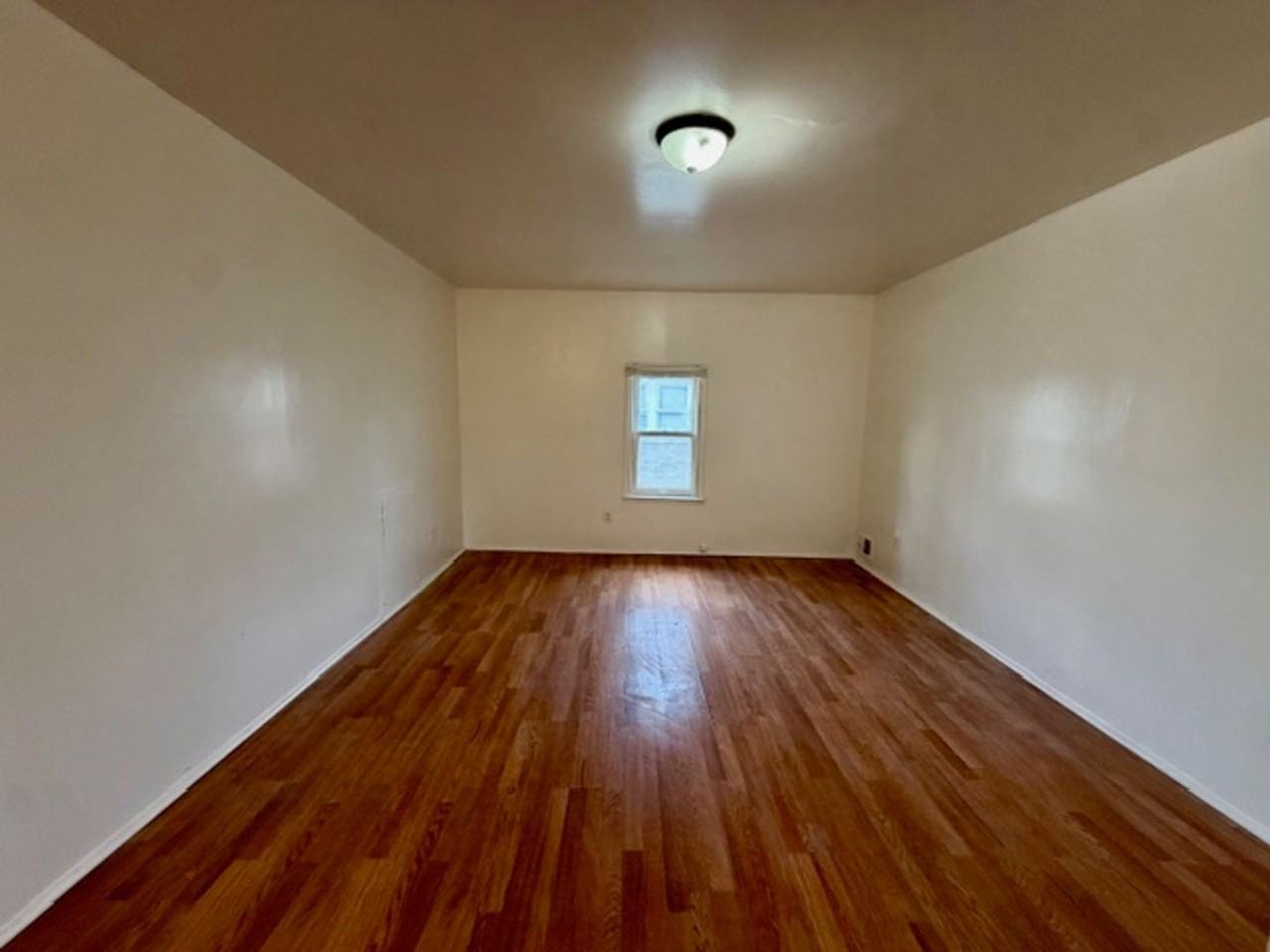 14590 Ardmore St - Photo 4 of 18