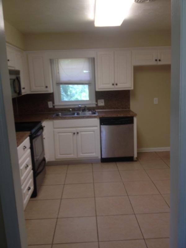 1513 Edgechester Ave - Photo 7 of 11