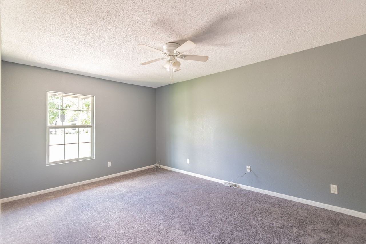 5407 Thrush Dr - Photo 6 of 15