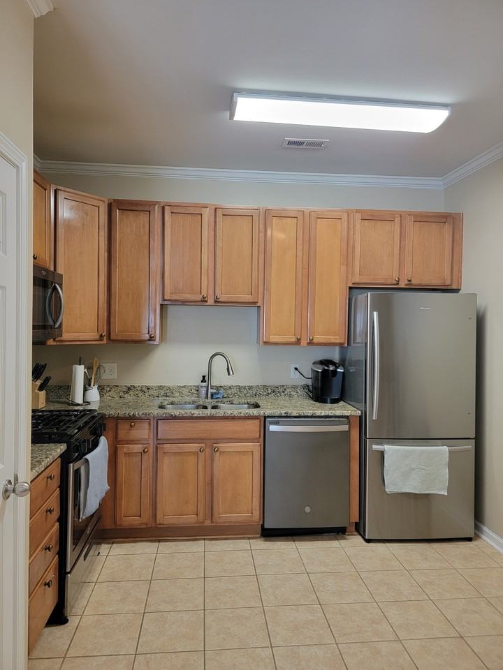 2220 Valley Edge Drive - 1Unit 107 #1 - Photo 4 of 10