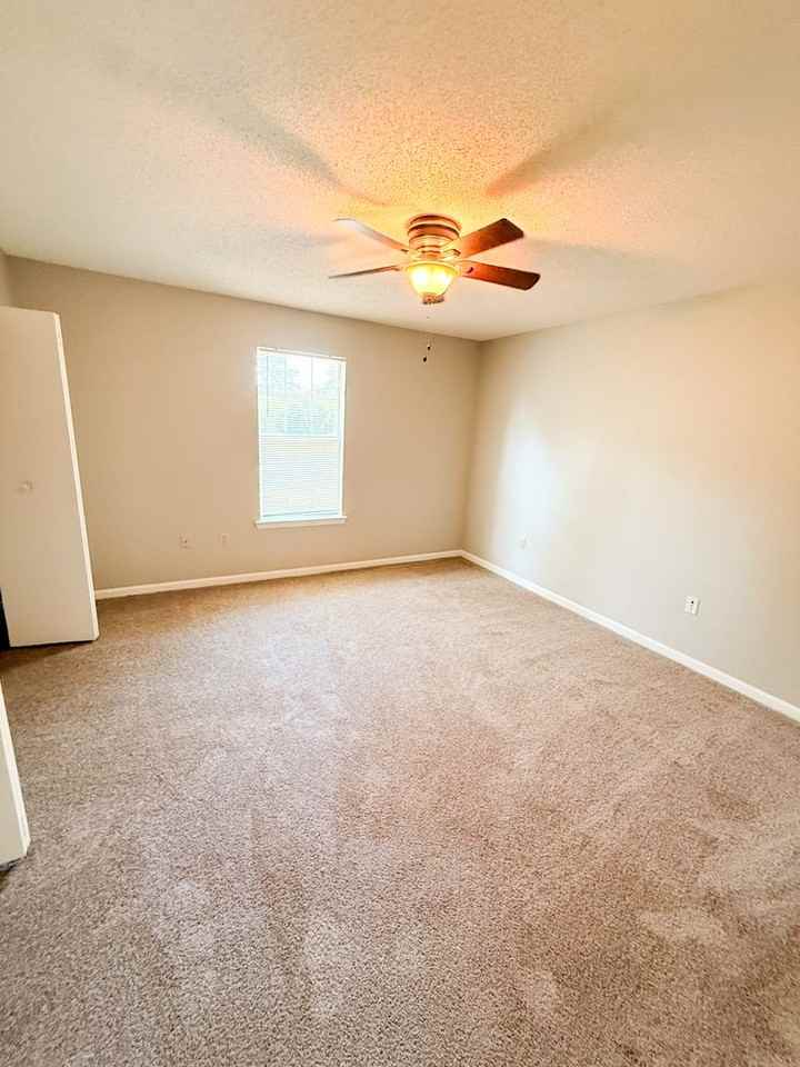 Rolling Rd #K90 - Photo 4 of 8