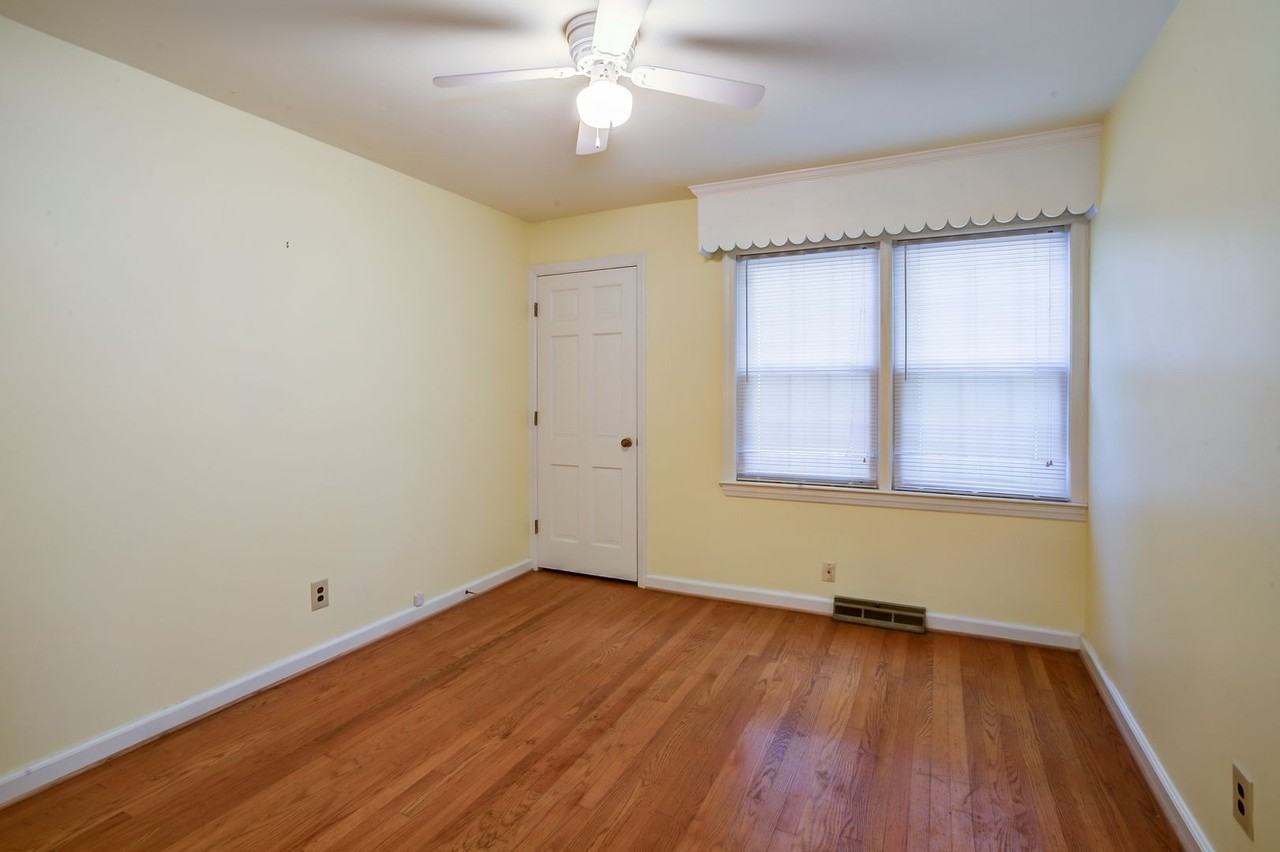 1710 Milton Rd - Photo 6 of 20