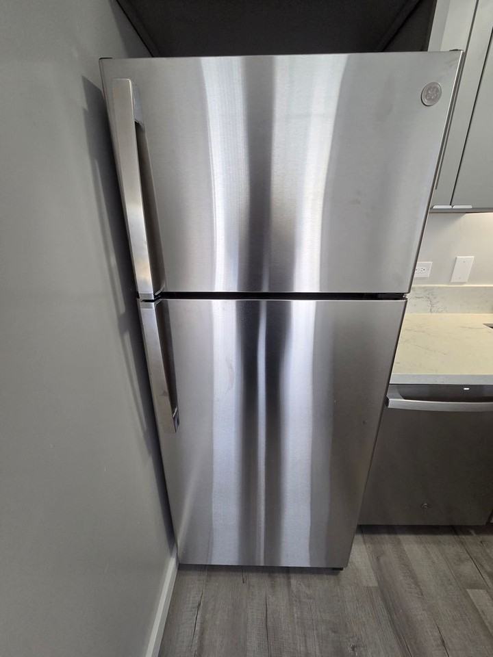 2215 Aloha Dr #12M - Photo 6 of 36