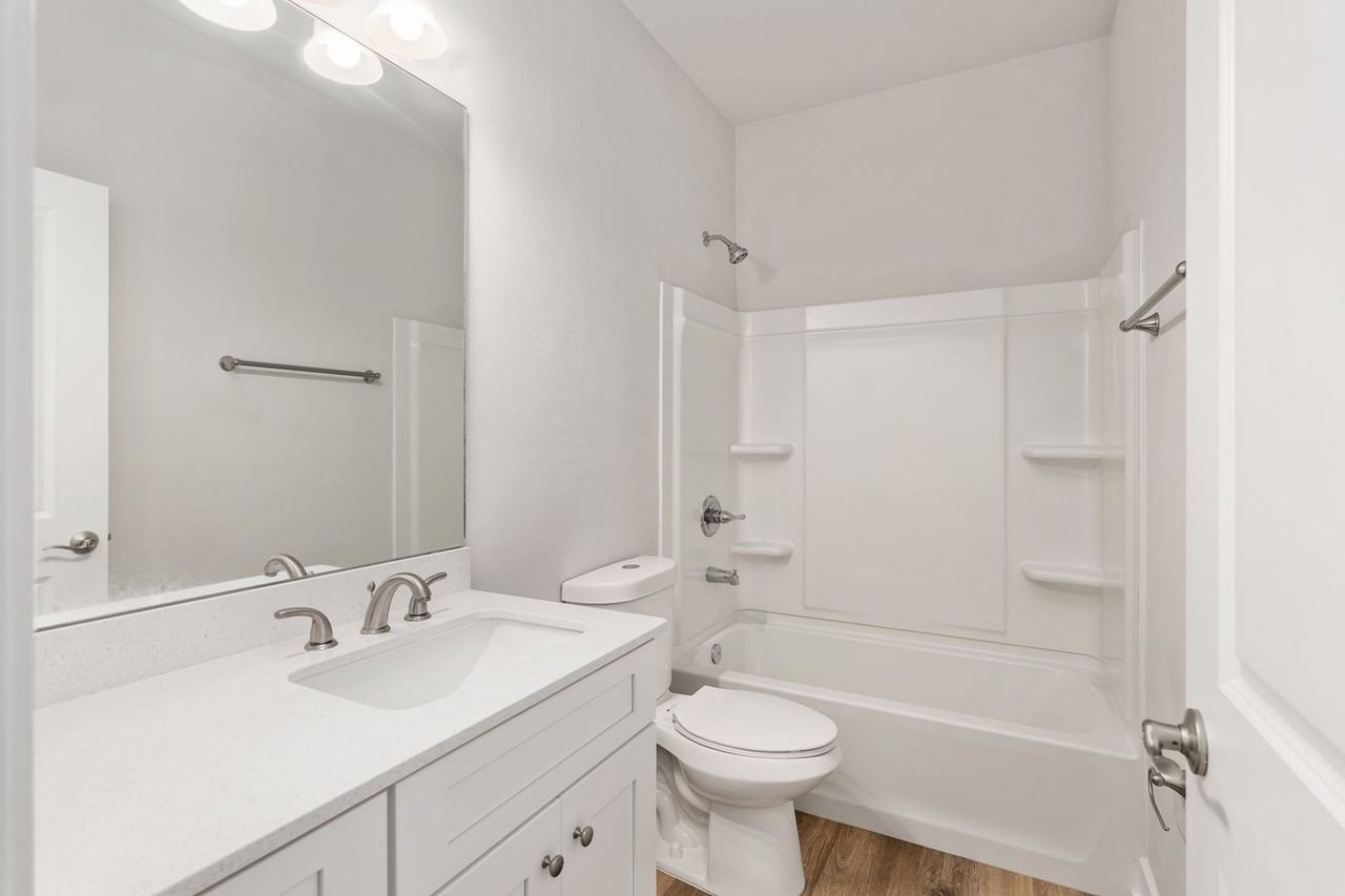 425 Nw 2nd St - Photo 4 of 23