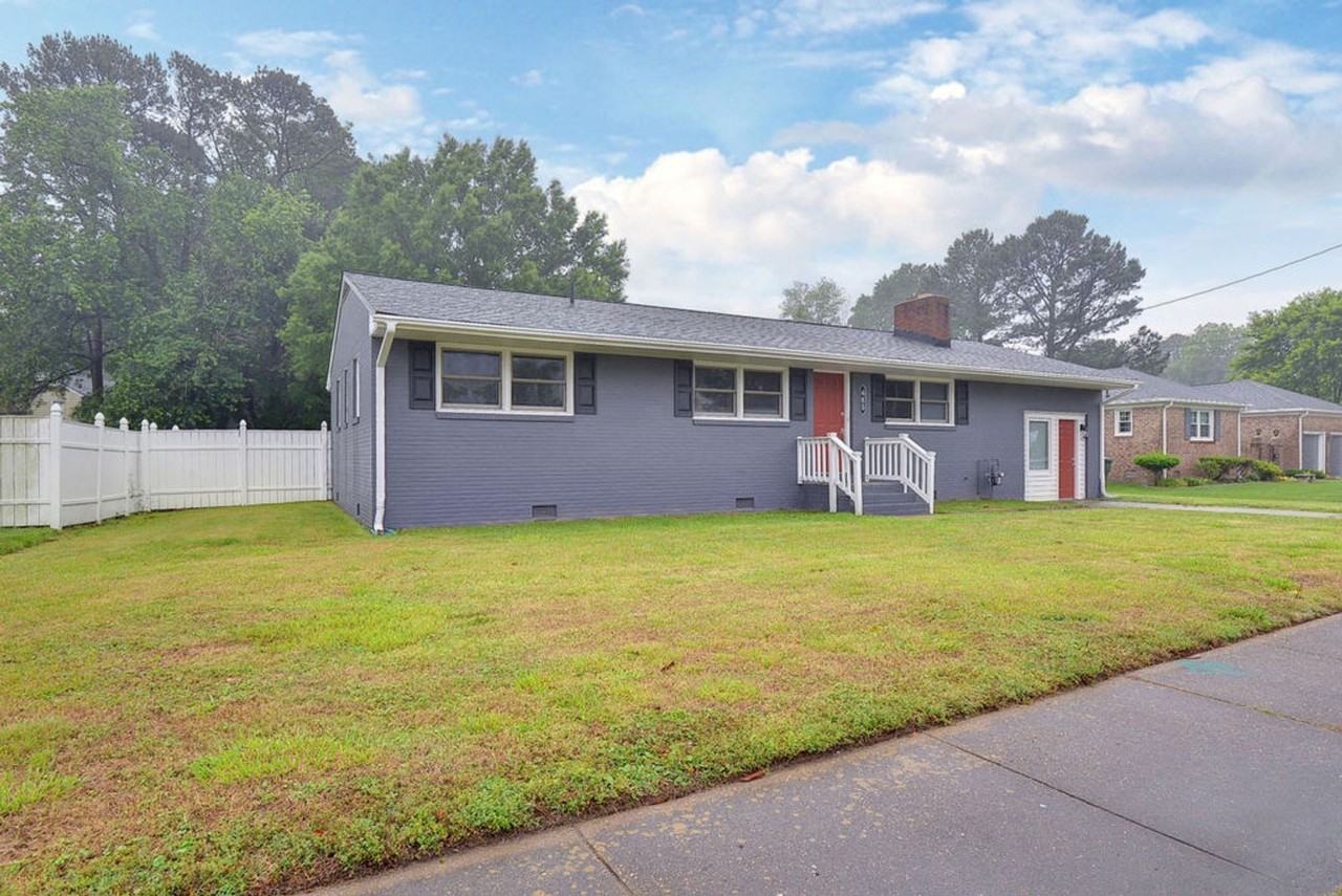 485 Colony Rd - Photo 2 of 29