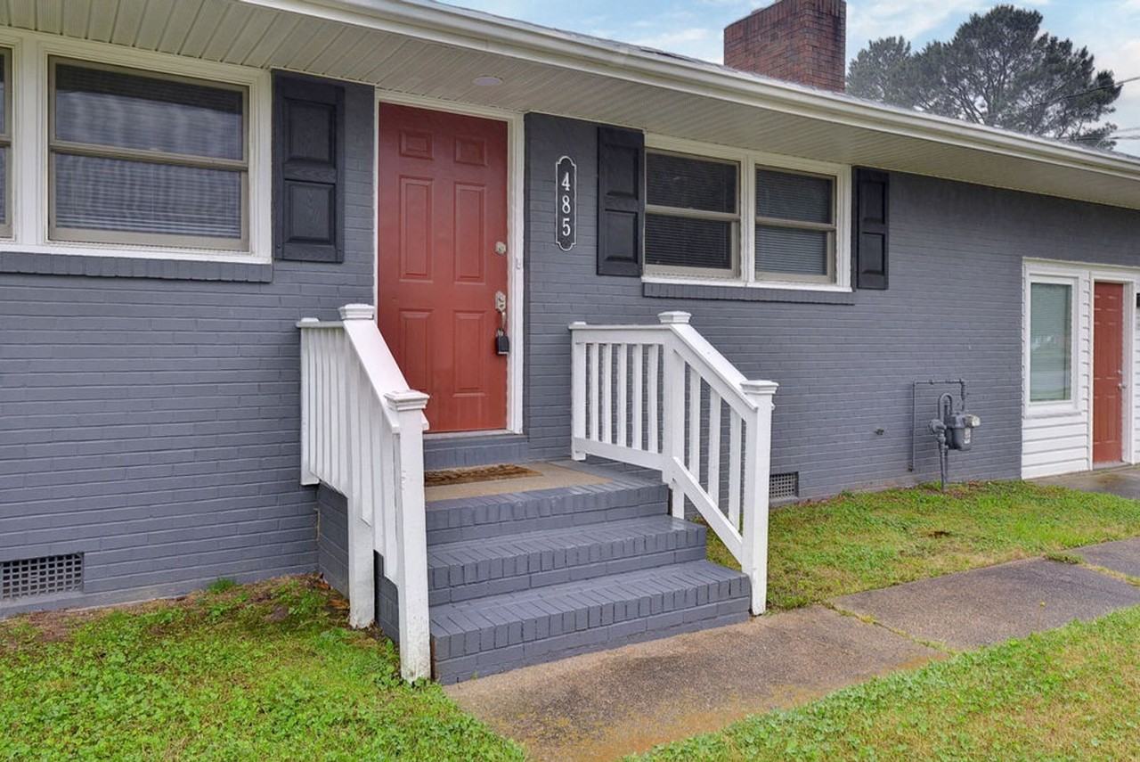 485 Colony Rd - Photo 4 of 29