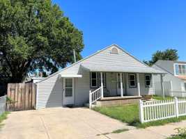 featured image of 602 E 10th Ave