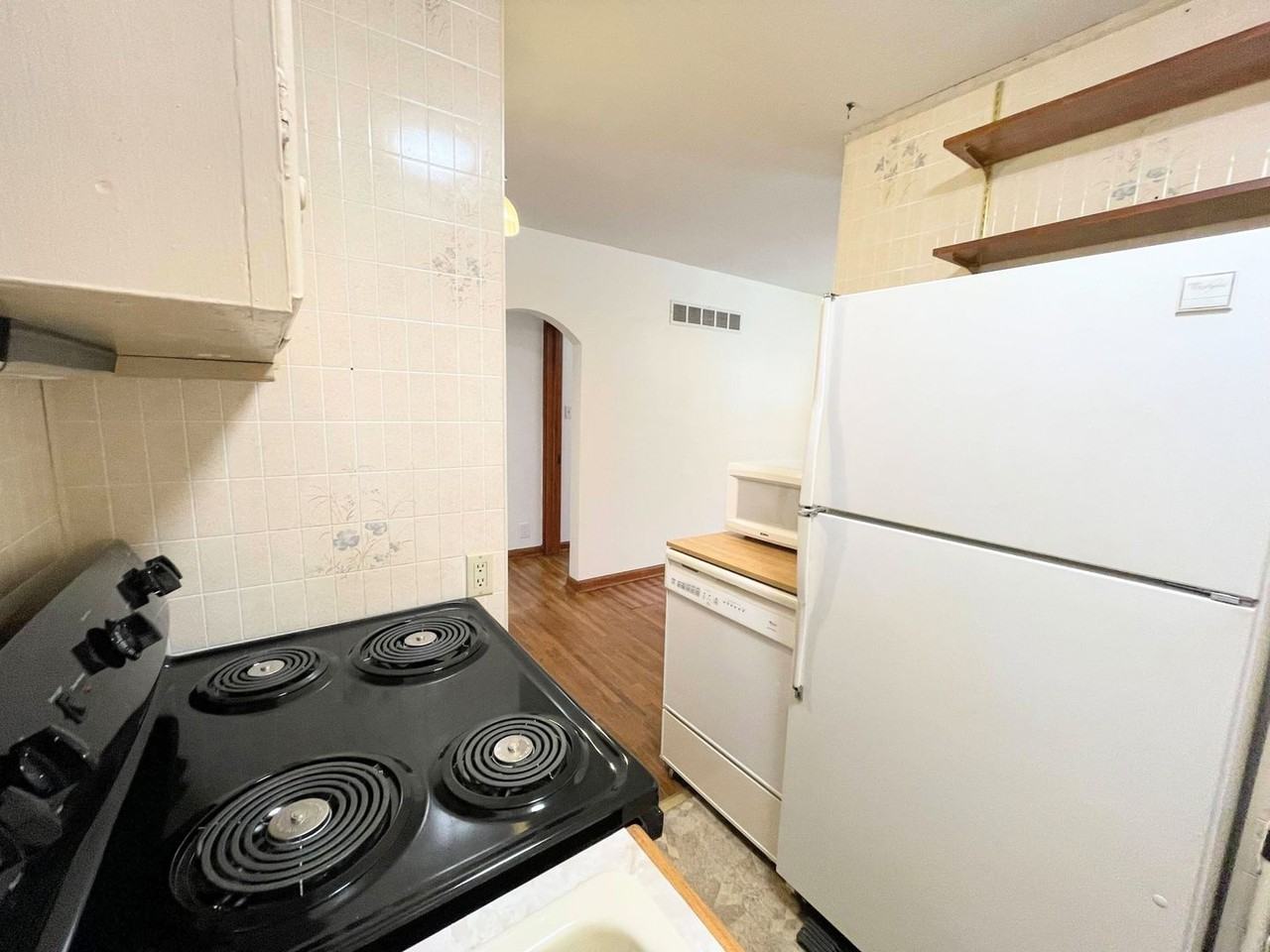 602 E 10th Ave - Photo 6 of 19