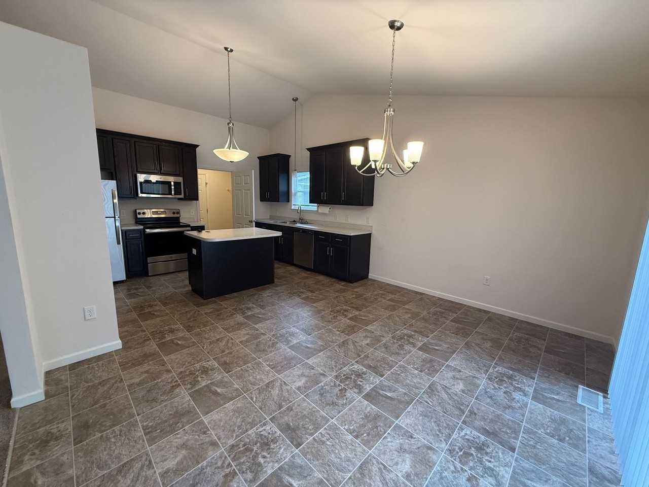 401 Spring Valley Run - Photo 5 of 23